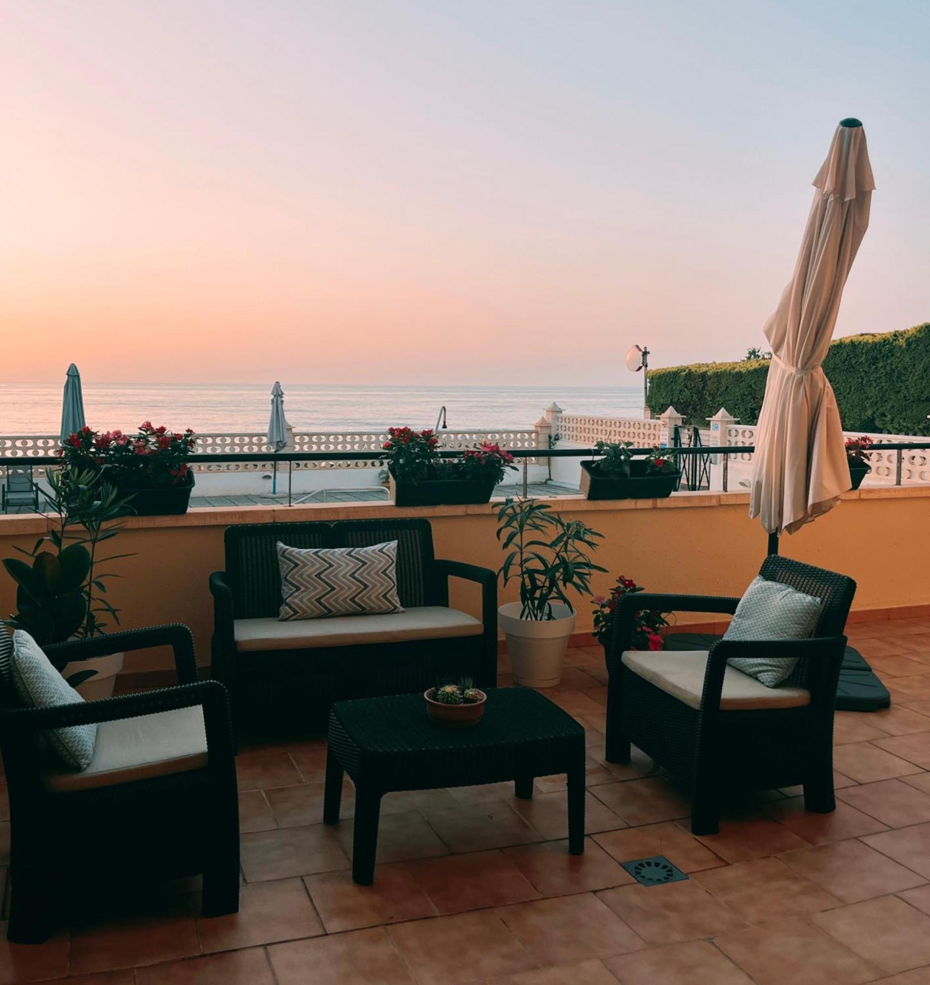 Apartamentos El Calon Playa كهوف المنصورة المظهر الخارجي الصورة